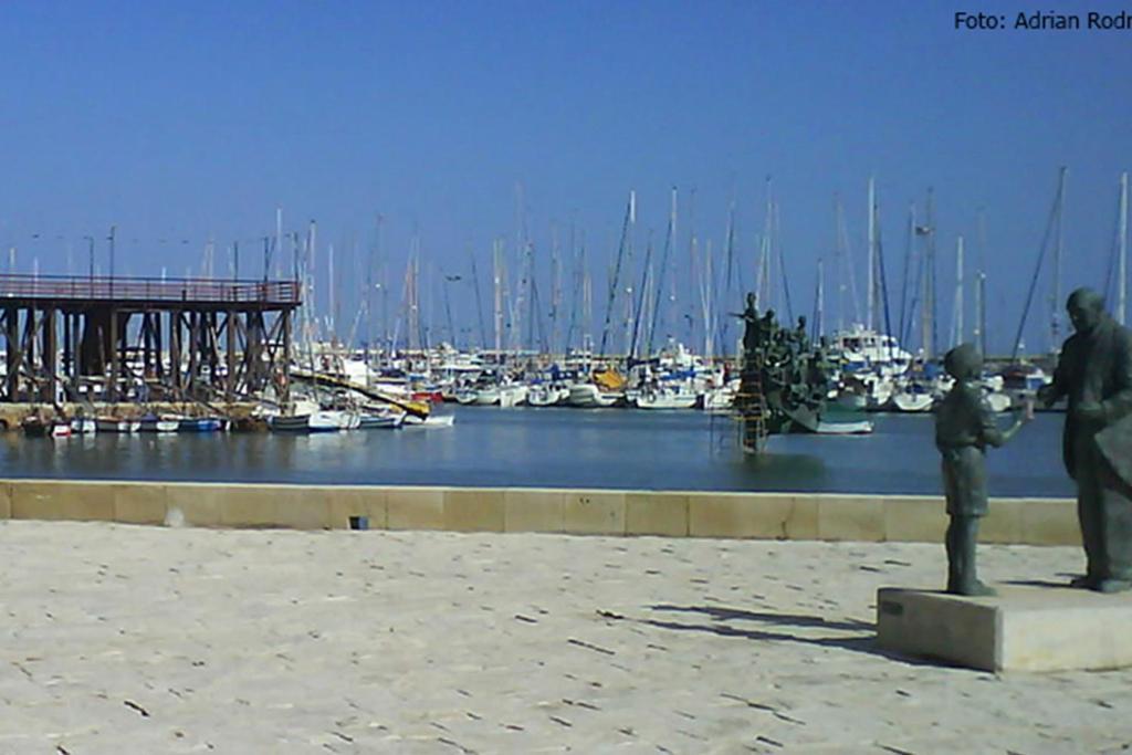 Piso Centro Ciudad Club Nautico Apartment ตอร์เรเวียคา ภายนอก รูปภาพ