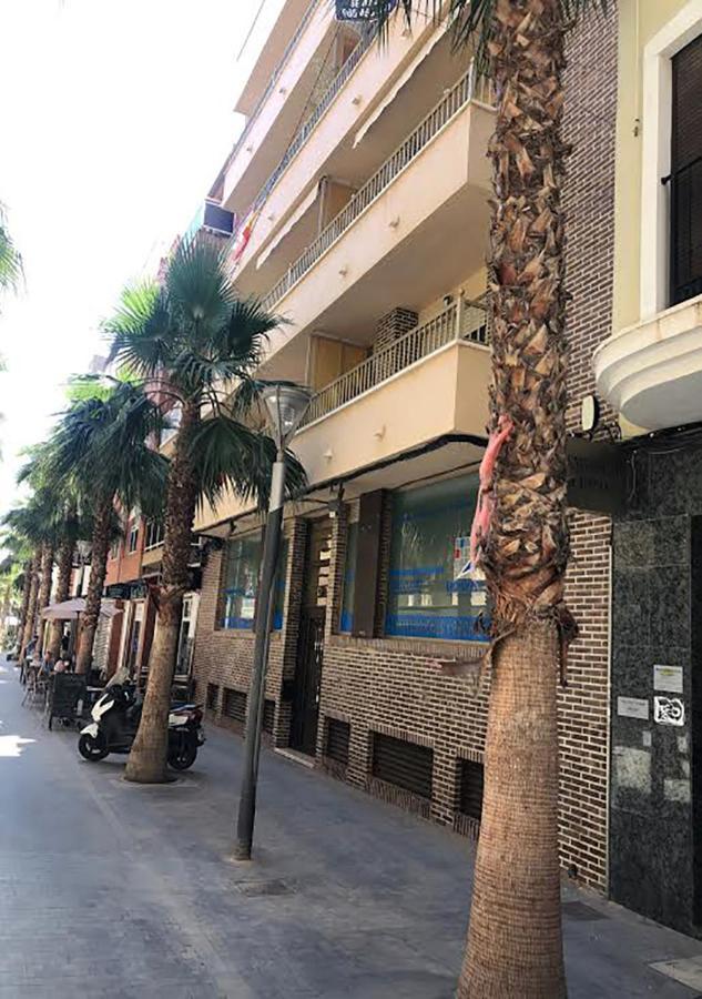 Piso Centro Ciudad Club Nautico Apartment ตอร์เรเวียคา ภายนอก รูปภาพ
